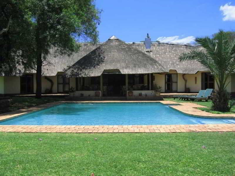 Mziki Safari Lodge Beestekraal (Madibeng) Exterior foto