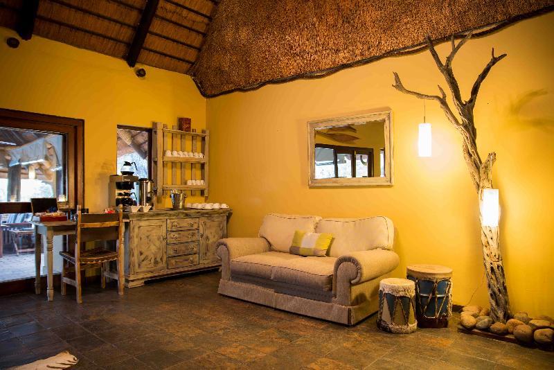 Mziki Safari Lodge Beestekraal (Madibeng) Exterior foto