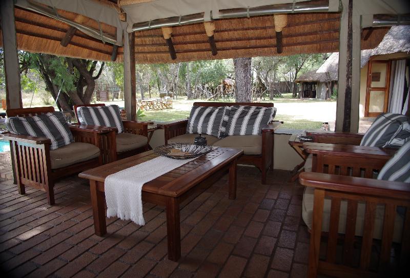 Mziki Safari Lodge Beestekraal (Madibeng) Exterior foto